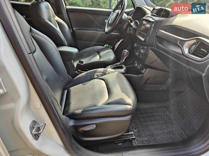 Внедорожник / Кроссовер Jeep Renegade 2021 в Ровно