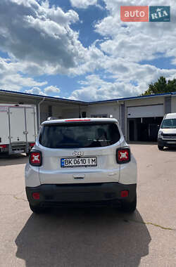 Позашляховик / Кросовер Jeep Renegade 2019 в 