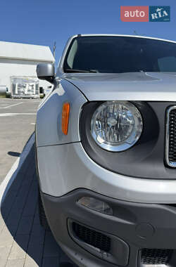 Внедорожник / Кроссовер Jeep Renegade 2015 в Клавдиевом-Тарасове