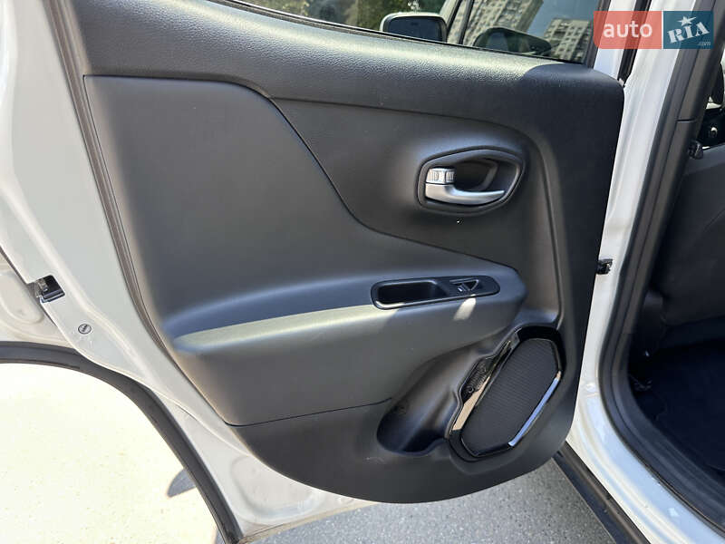 Позашляховик / Кросовер Jeep Renegade 2018 в Києві