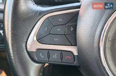 Внедорожник / Кроссовер Jeep Renegade 2017 в 