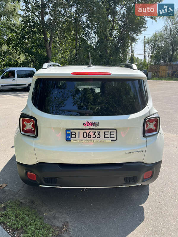 Внедорожник / Кроссовер Jeep Renegade 2015 в Кременчуге