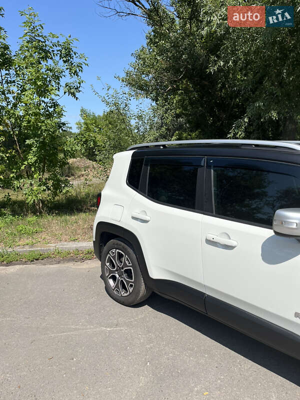 Внедорожник / Кроссовер Jeep Renegade 2015 в Кременчуге