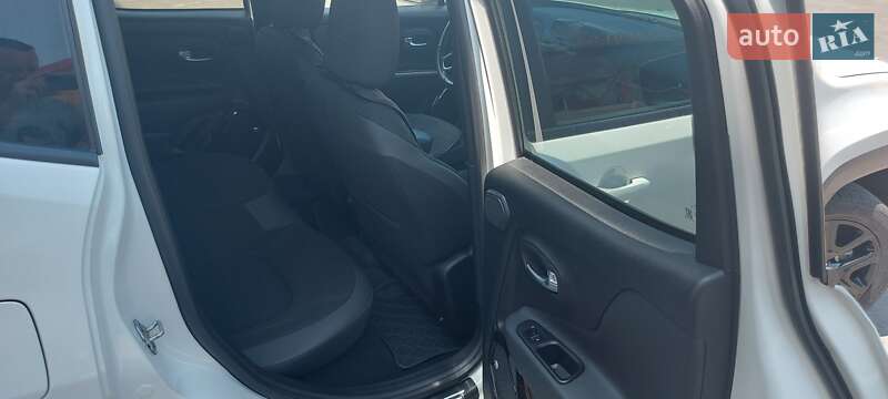 Позашляховик / Кросовер Jeep Renegade 2018 в Житомирі