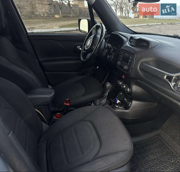 Позашляховик / Кросовер Jeep Renegade 2017 в Одесі