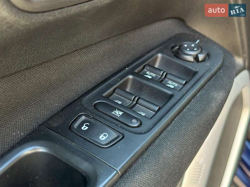 Позашляховик / Кросовер Jeep Renegade 2019 в Одесі фото 11 Позашляховик / Кросовер Jeep Renegade 2019 в Одесі