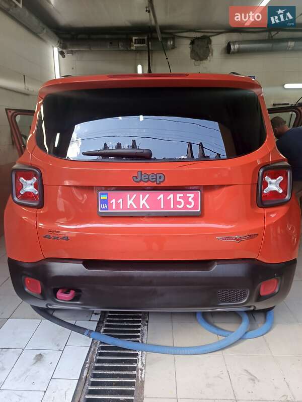 Внедорожник / Кроссовер Jeep Renegade 2017 в Ирпене