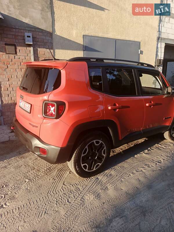 Внедорожник / Кроссовер Jeep Renegade 2017 в Ирпене