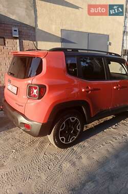 Внедорожник / Кроссовер Jeep Renegade 2017 в 