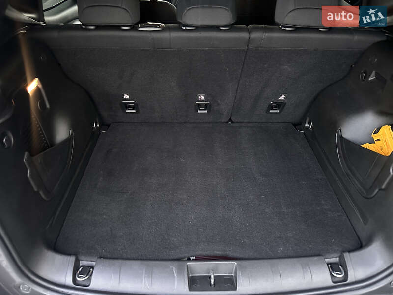 Внедорожник / Кроссовер Jeep Renegade 2021 в Львове