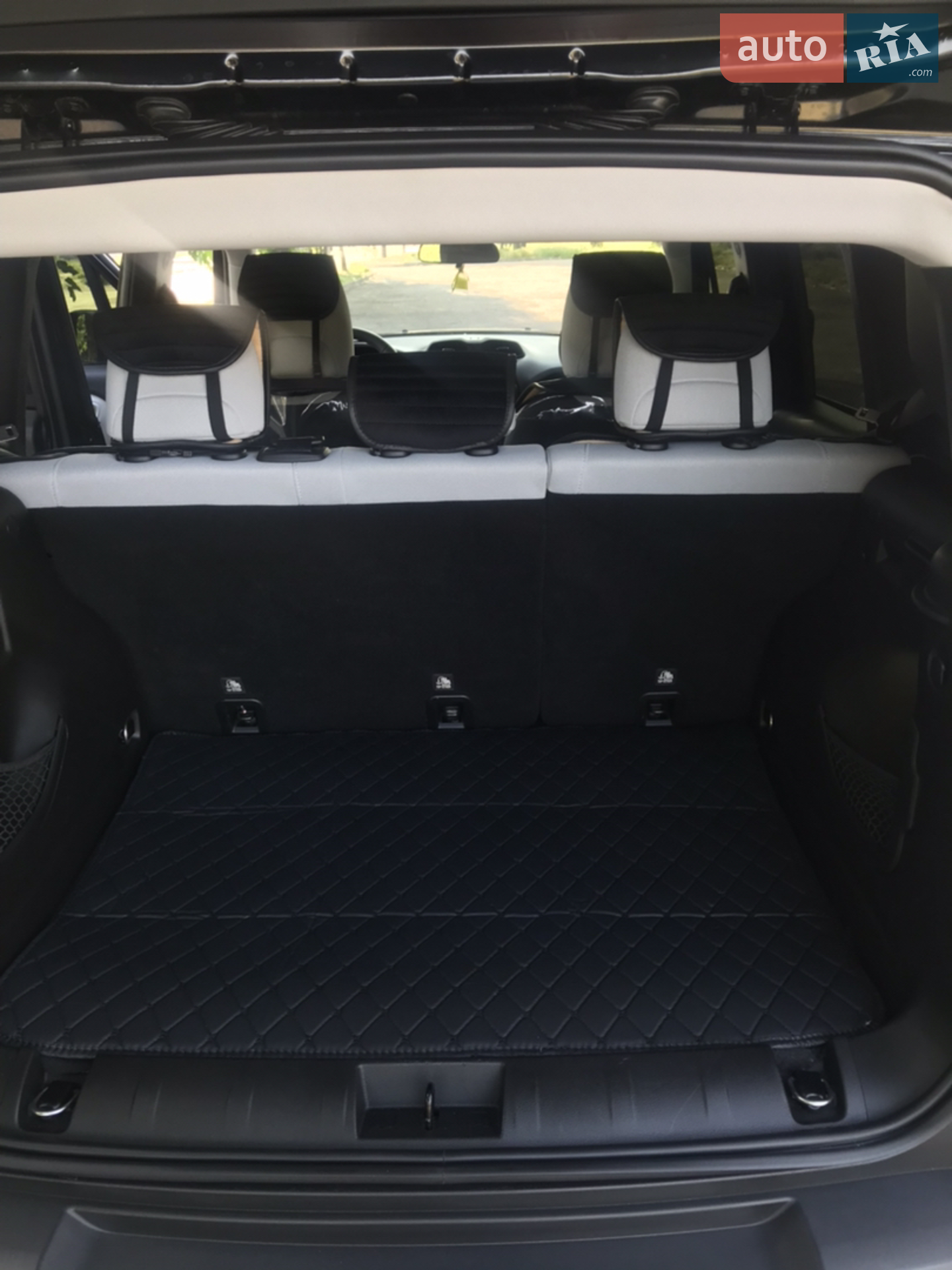 2019 Jeep Renegade - мініатюра 21