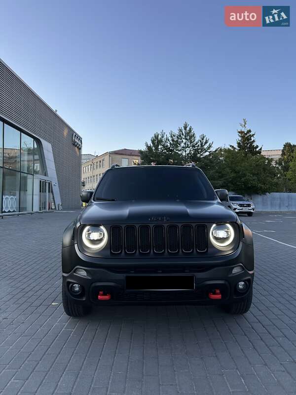 Внедорожник / Кроссовер Jeep Renegade 2018 в Киеве