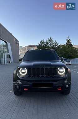 Внедорожник / Кроссовер Jeep Renegade 2018 в 