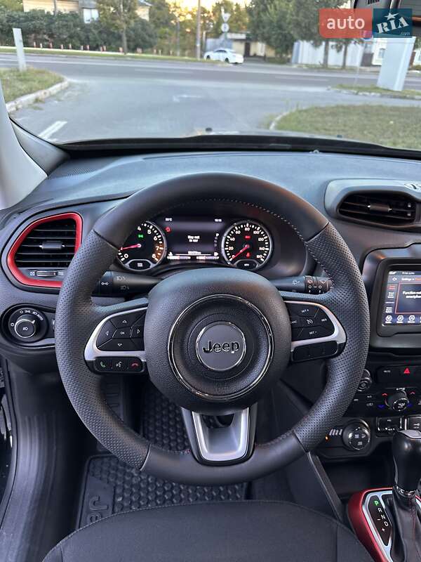 Внедорожник / Кроссовер Jeep Renegade 2018 в Киеве