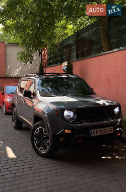 Внедорожник / Кроссовер Jeep Renegade 2016 в Ивано-Франковске