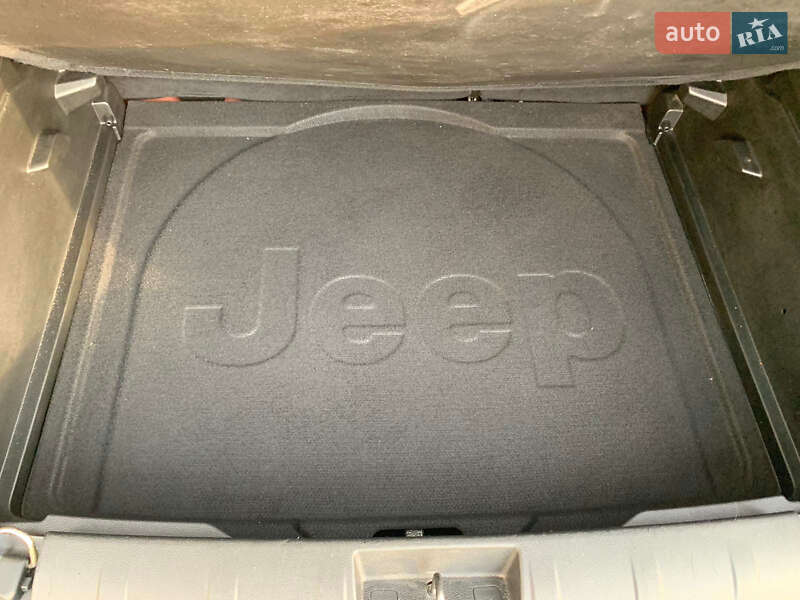 Внедорожник / Кроссовер Jeep Renegade 2015 в Васильковке фото 20 Внедорожник / Кроссовер Jeep Renegade 2015 в Васильковке