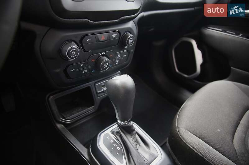 Внедорожник / Кроссовер Jeep Renegade 2020 в Харькове
