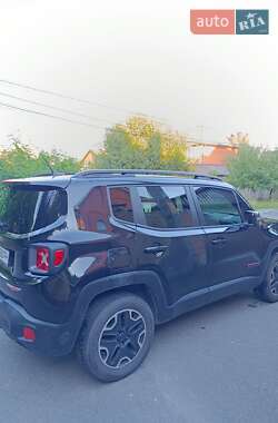 Внедорожник / Кроссовер Jeep Renegade 2017 в 