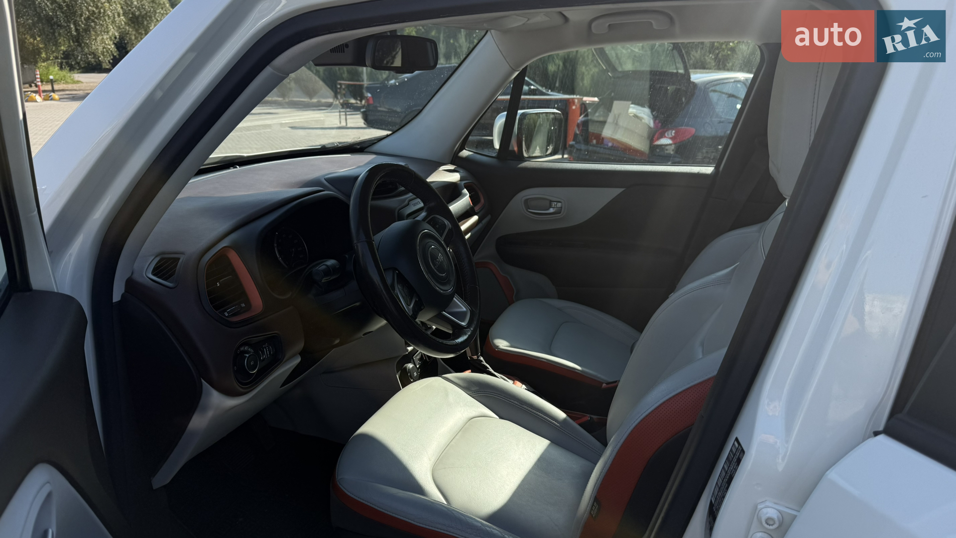 2015 Jeep Renegade - мініатюра 9