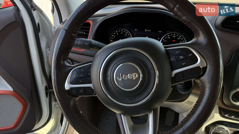 Внедорожник / Кроссовер Jeep Renegade 2015 в Полтаве