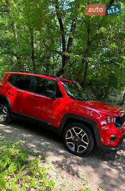 Внедорожник / Кроссовер Jeep Renegade 2020 в 