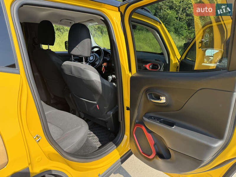 Внедорожник / Кроссовер Jeep Renegade 2015 в Кременчуге фото 10 Внедорожник / Кроссовер Jeep Renegade 2015 в Кременчуге