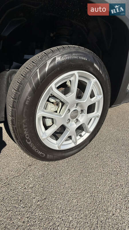 Внедорожник / Кроссовер Jeep Renegade 2021 в Киеве