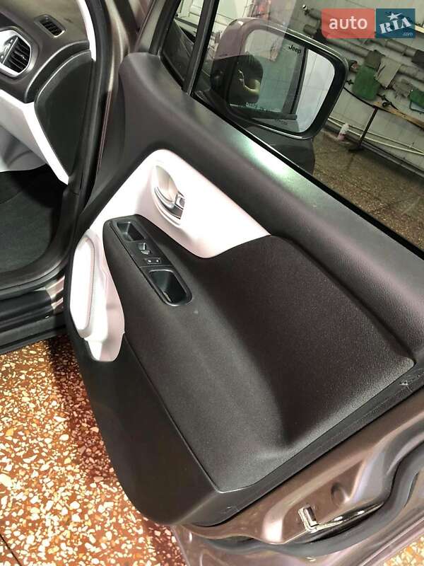 Внедорожник / Кроссовер Jeep Renegade 2018 в Полтаве фото 13 Внедорожник / Кроссовер Jeep Renegade 2018 в Полтаве