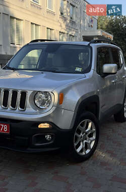 Внедорожник / Кроссовер Jeep Renegade 2016 в 