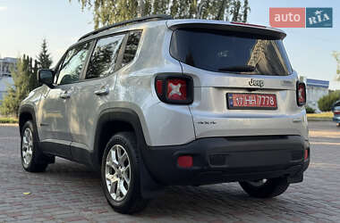 Внедорожник / Кроссовер Jeep Renegade 2016 в 