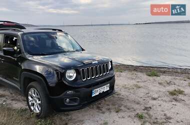 Внедорожник / Кроссовер Jeep Renegade 2015 в 