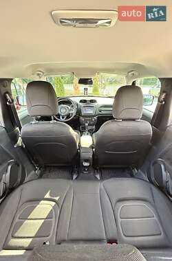 Внедорожник / Кроссовер Jeep Renegade 2020 в 