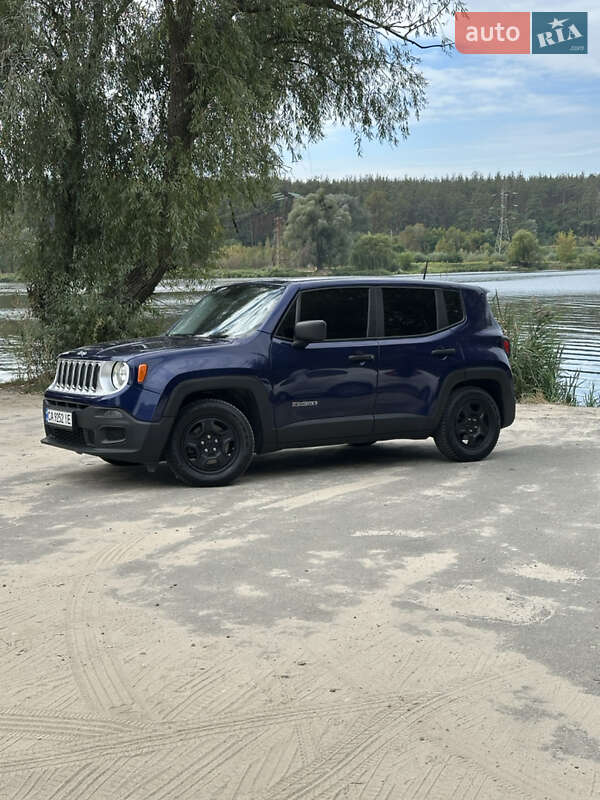 Позашляховик / Кросовер Jeep Renegade 2016 в Києві