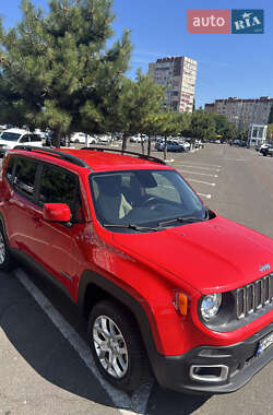Внедорожник / Кроссовер Jeep Renegade 2016 в 