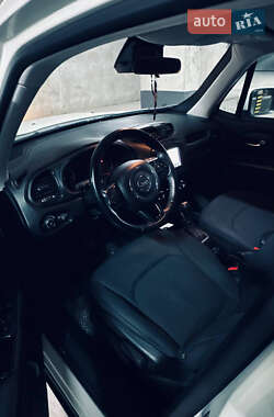 Внедорожник / Кроссовер Jeep Renegade 2018 в Львове