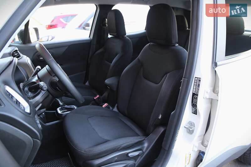 Внедорожник / Кроссовер Jeep Renegade 2018 в Киеве