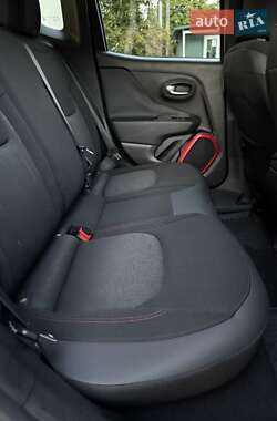 Позашляховик / Кросовер Jeep Renegade 2015 в Львові