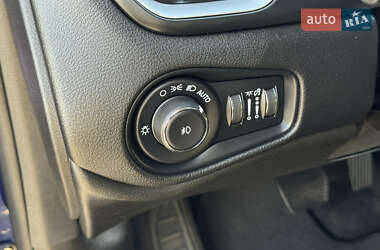 Внедорожник / Кроссовер Jeep Renegade 2021 в 