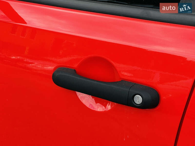 Позашляховик / Кросовер Jeep Renegade 2015 в Харкові фото 10 Позашляховик / Кросовер Jeep Renegade 2015 в Харкові