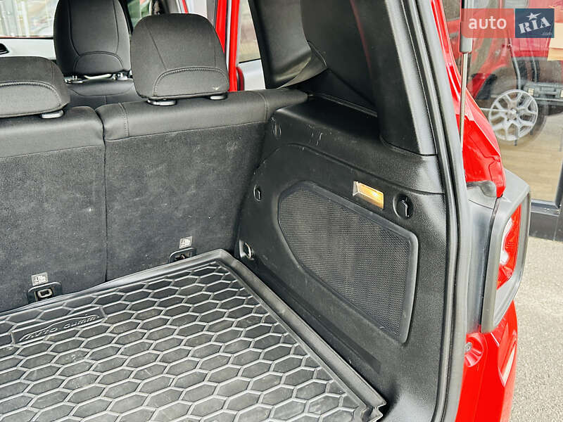 Позашляховик / Кросовер Jeep Renegade 2015 в Харкові фото 45 Позашляховик / Кросовер Jeep Renegade 2015 в Харкові