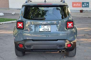 Внедорожник / Кроссовер Jeep Renegade 2017 в 