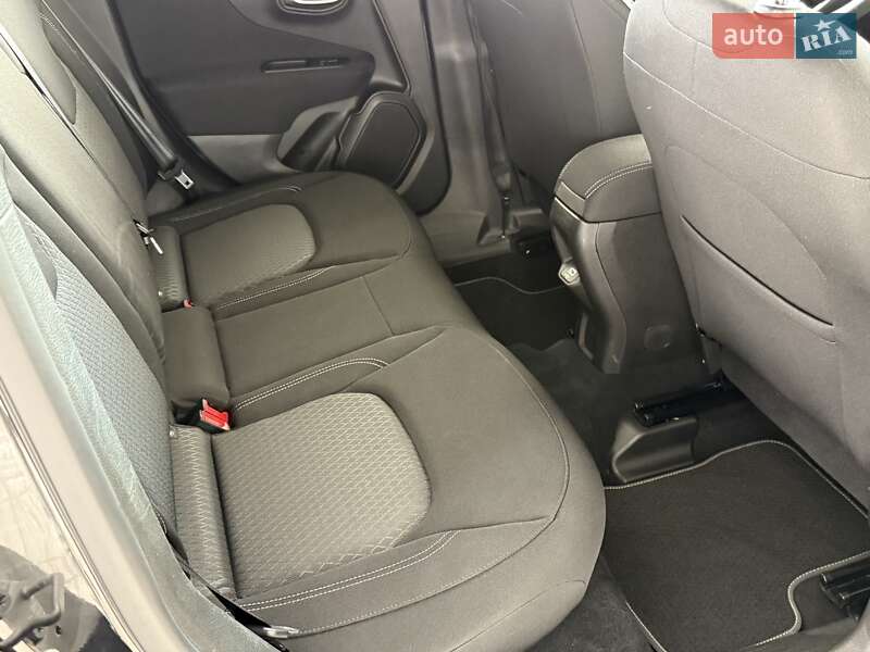 Внедорожник / Кроссовер Jeep Renegade 2021 в Одессе фото 26 Внедорожник / Кроссовер Jeep Renegade 2021 в Одессе