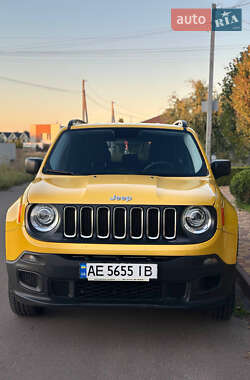Внедорожник / Кроссовер Jeep Renegade 2016 в 