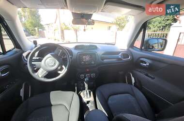 Внедорожник / Кроссовер Jeep Renegade 2017 в 