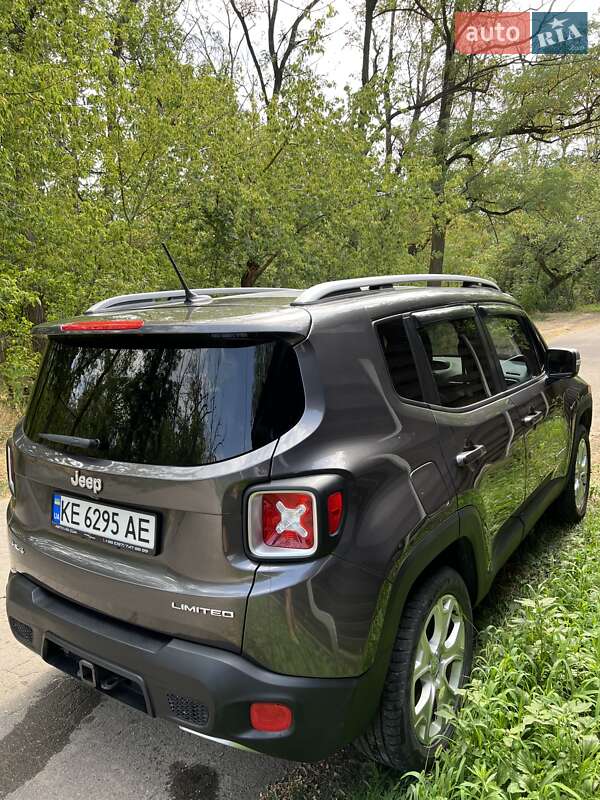 Позашляховик / Кросовер Jeep Renegade 2016 в Дніпрі