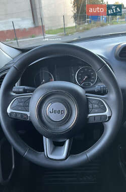 Внедорожник / Кроссовер Jeep Renegade 2019 в 