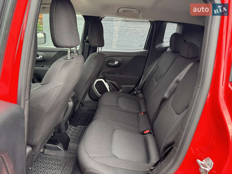 Внедорожник / Кроссовер Jeep Renegade 2018 в Луцке