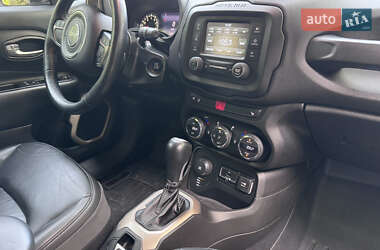 Внедорожник / Кроссовер Jeep Renegade 2017 в 