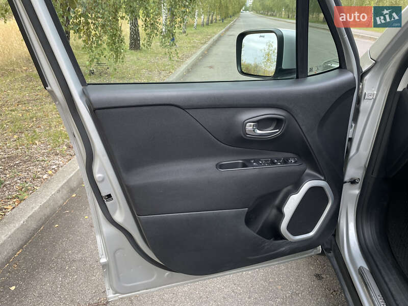 Внедорожник / Кроссовер Jeep Renegade 2020 в Запорожье