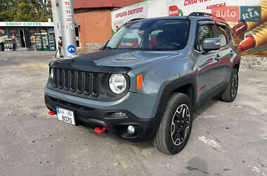 Внедорожник / Кроссовер Jeep Renegade 2016 в 